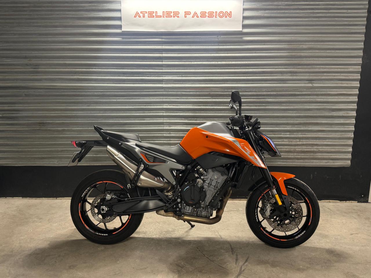 KTM 790 Duke full
