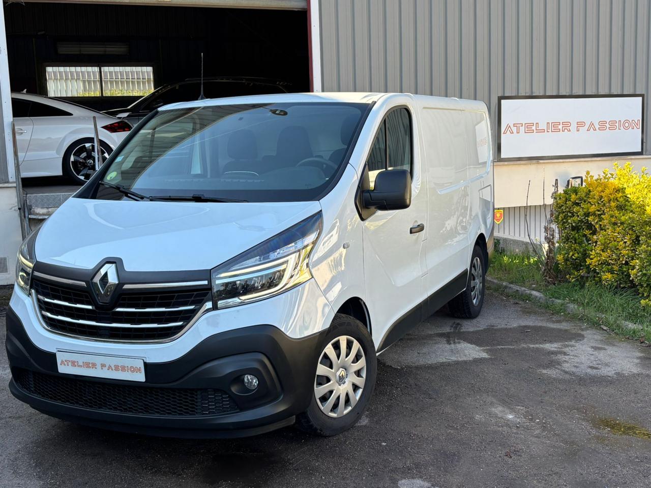 RENAULT TRAFIC L1H1 1000 Kg 1.6 dCi – 95 III FOURGON Fourgon Confort L1H1 PHASE 2