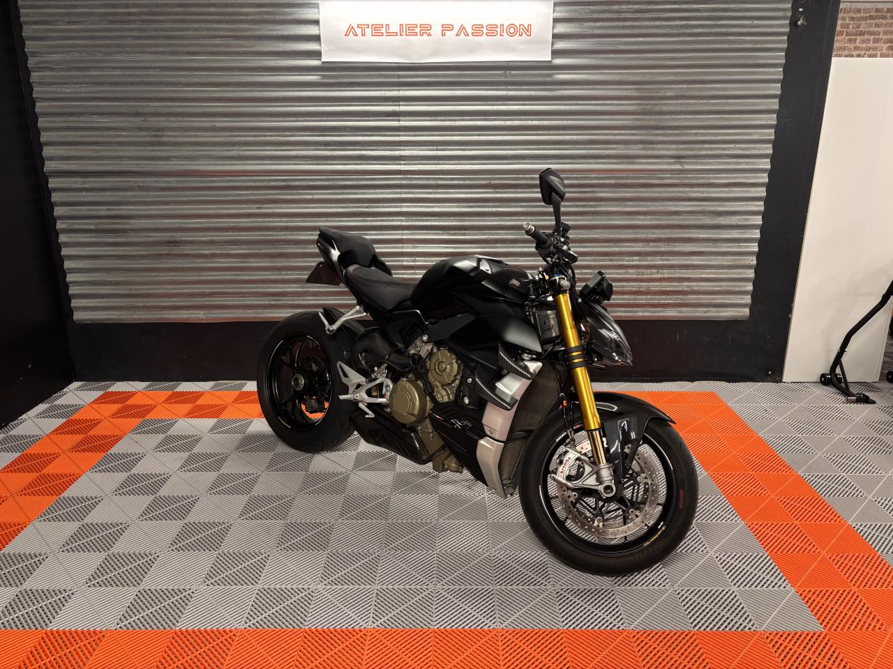Ducati STREETFIGHTER V4 S Carbone